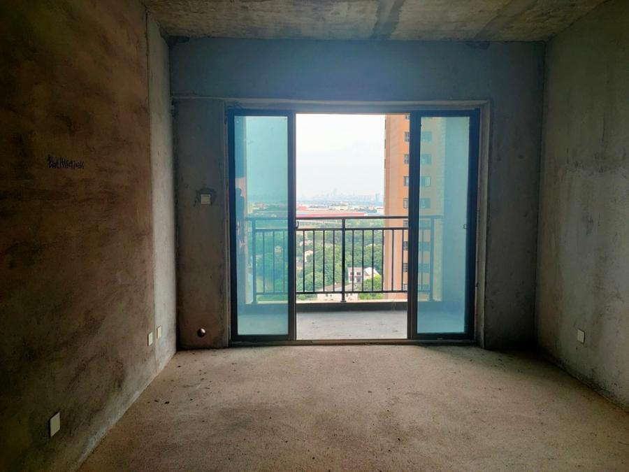 學(xué)府星城法拍房6、7棟及地下室1703室