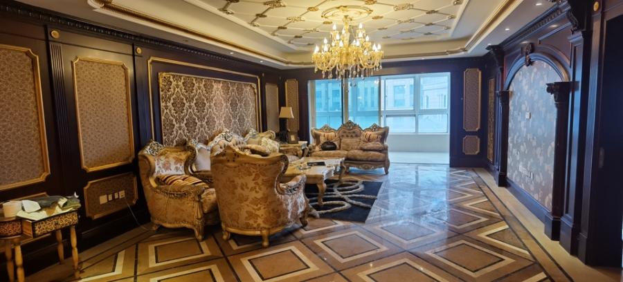 萬(wàn)達(dá)公館（開福萬(wàn)達(dá)廣場(chǎng)）法拍房A區(qū)1、6棟304號(hào)