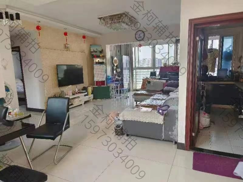 紅區(qū)抽屜公寓法拍房A、B棟2404房