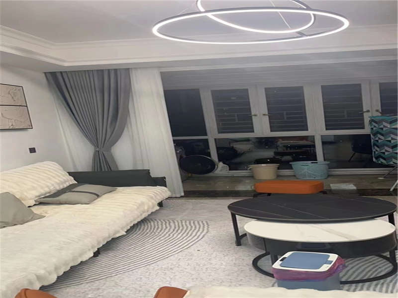 富基世紀公園法拍房73-74棟808室及房屋內現有的家具 、家電