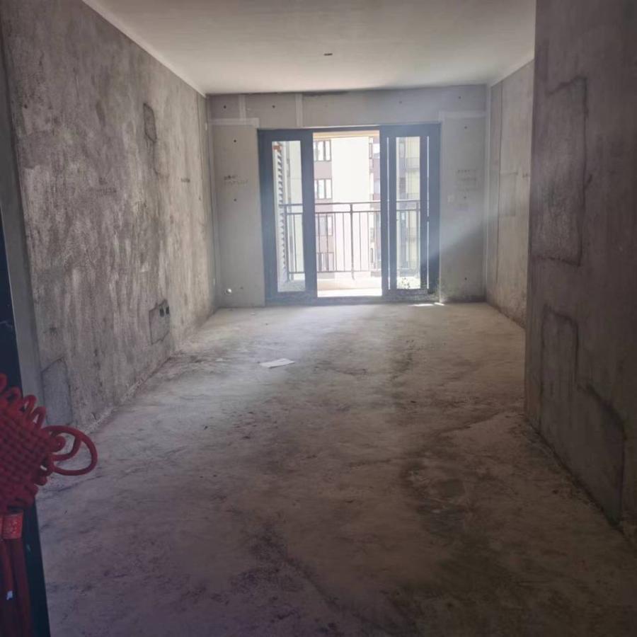 （雙學(xué)區(qū)）金輝優(yōu)步學(xué)府（金輝星語學(xué)府）法拍房2棟201號(hào)房