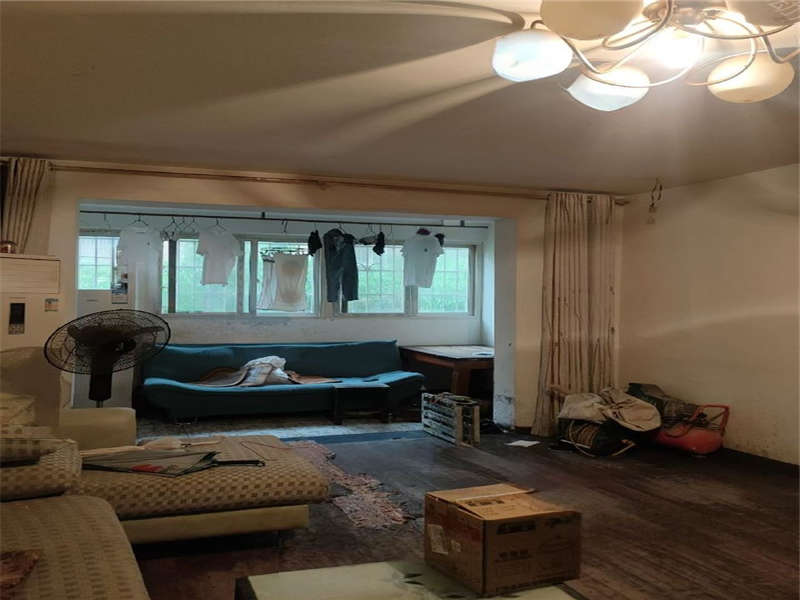 景環(huán)小區(qū)法拍房C3、C4棟104號(hào)