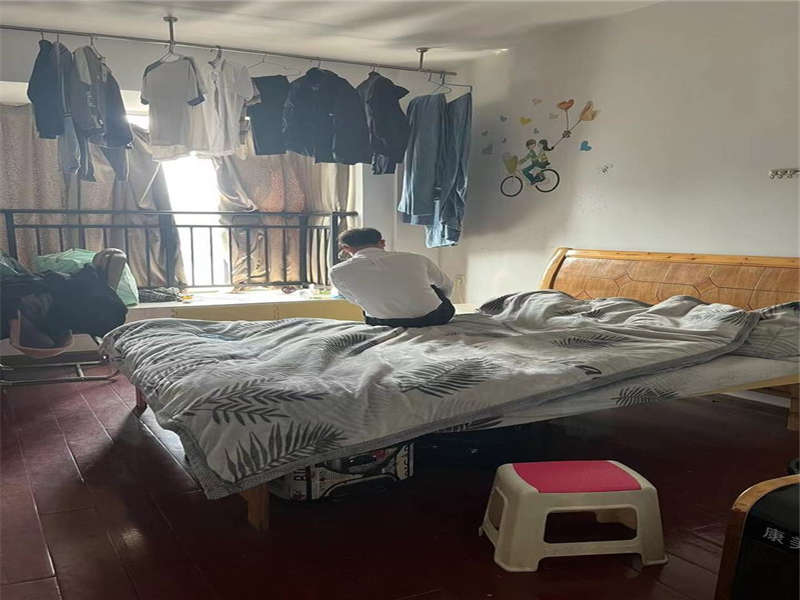 金典商務(wù)中心法拍房1、2、3、4棟617號