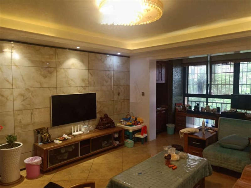 三一街區(qū)法拍房三期A區(qū)19、20棟402室