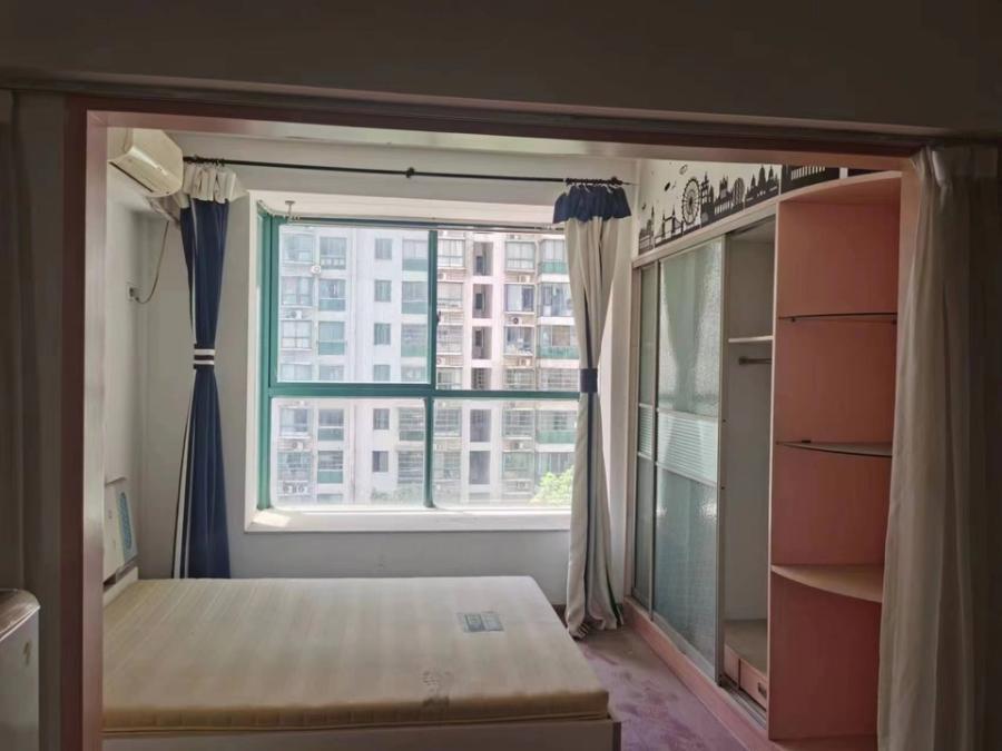 曙光大邸法拍房1、2、3、4棟及裙樓711號(hào)