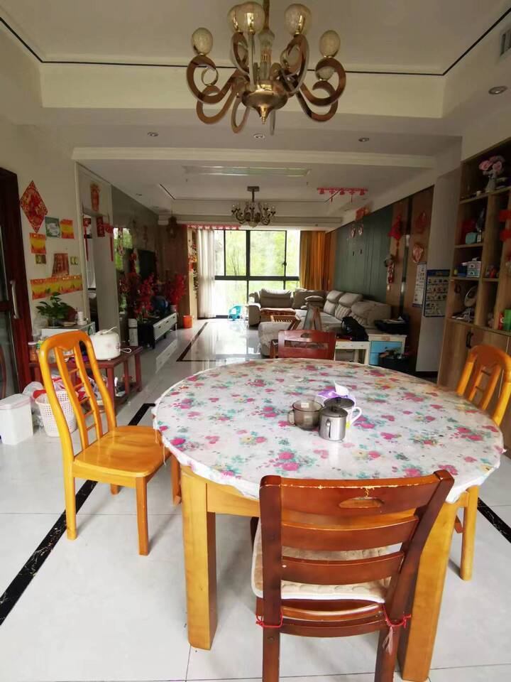 恒基凱旋門(mén)法拍房11棟401號(hào)