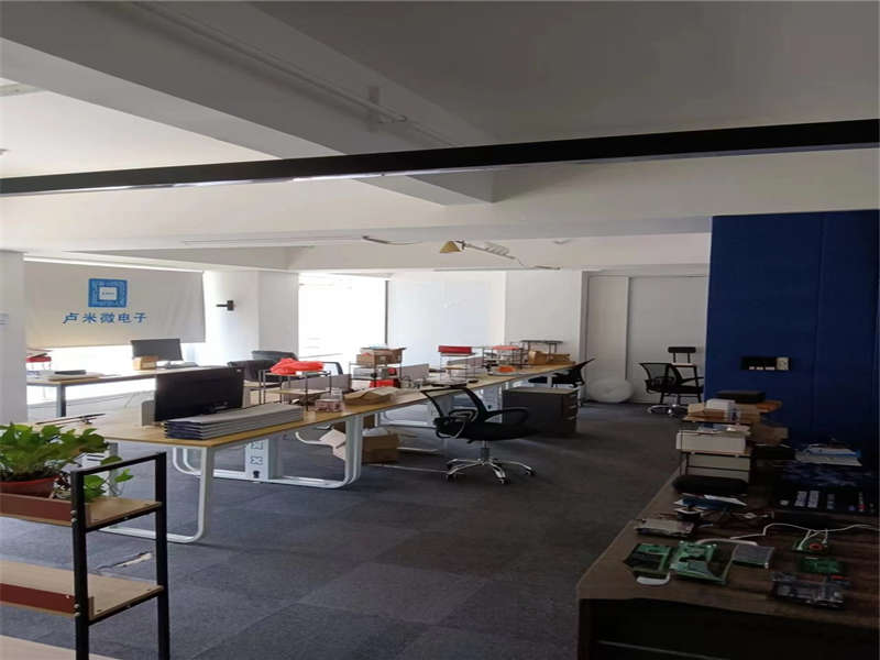 北辰鳳凰天階苑B1E1區(qū)法拍房1-10棟及地下車庫、連接平臺3040（雙學(xué)區(qū)）