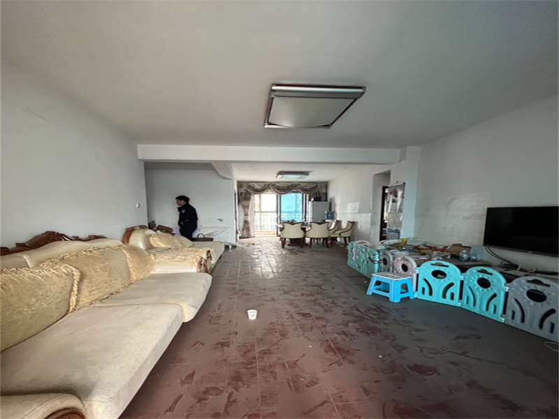 凱通國(guó)際城法拍房7、8、9棟2021號(hào)及室內(nèi)家具家電