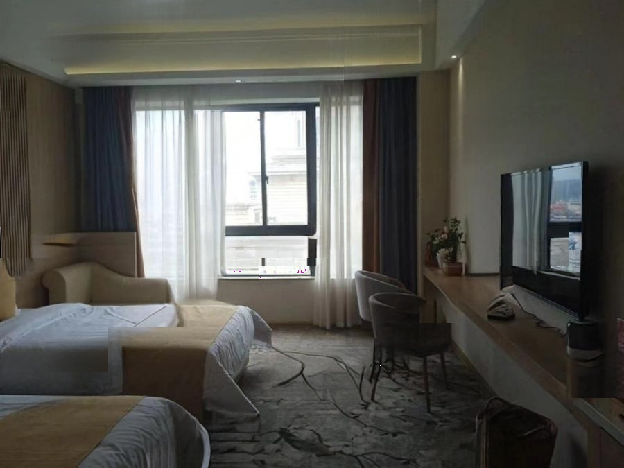 湖南華?。ɑ鹧骈_發(fā)區(qū)二片）法拍房1棟714號