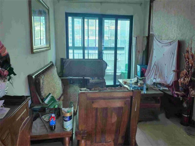 恒大綠洲法拍房6、7、8棟1604號