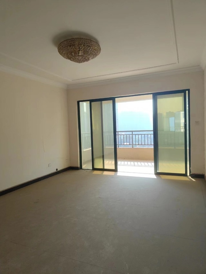 富基世紀(jì)公園法拍房17、18棟1502室