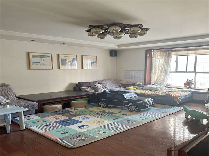 惠澤園法拍房A1，A2，B1，B2棟504號(hào)及其室內(nèi)家具家電物品