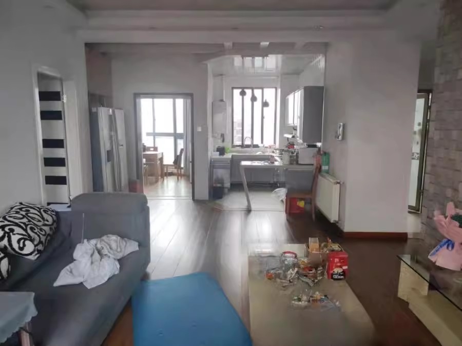 湘江世紀城詠江苑法拍房10棟3304號（雙學區(qū)）