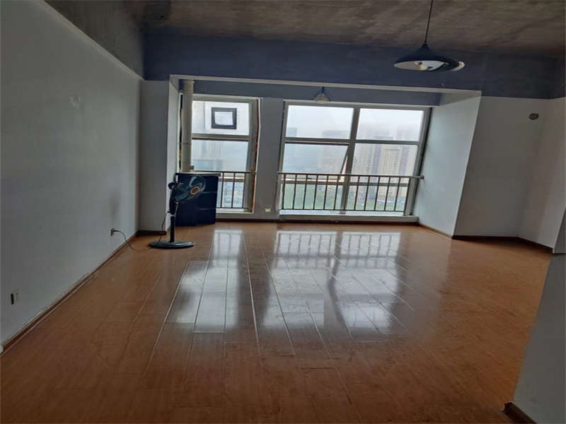 恒泰廣場（恒泰商業(yè)廣場）法拍房1棟（塔樓）、5棟（塔樓）、商業(yè)（裙房）地下室1322房