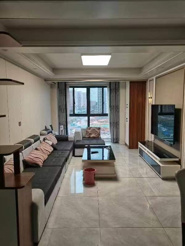 創(chuàng)世紀(jì)廣場(chǎng)法拍房3-4棟2單元1007號(hào)及屋內(nèi)家具家電