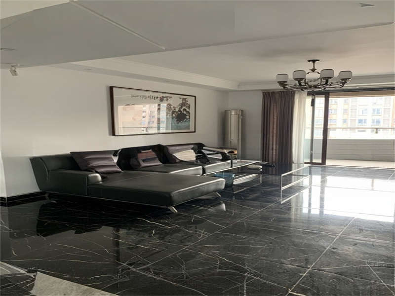 福祥家園法拍房8棟2602室及其配屬車位、雜物間(含室內(nèi)家具家電）