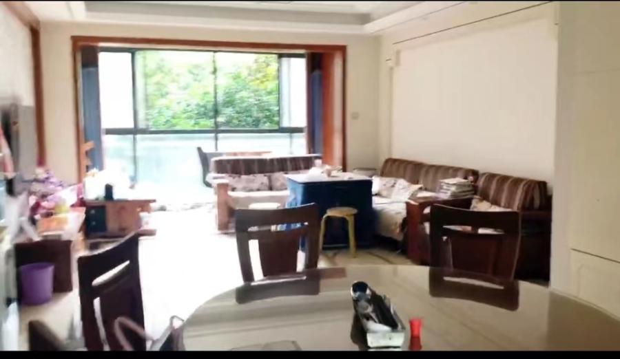 恒基凱旋門(mén)法拍房2期17、18棟201室