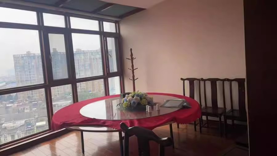 幸福里法拍房第C棟1604室不動產（實勘為1905室）