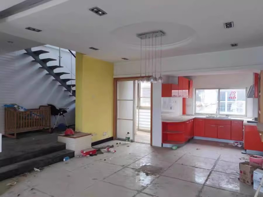 恒都苑法拍房0813926棟603、703室房屋及房屋內(nèi)的家具、家電