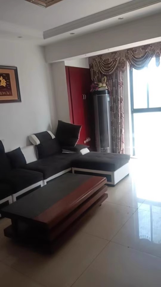 （砂子塘小學(xué)本部 ）萬博匯名邸法拍房6棟1701房