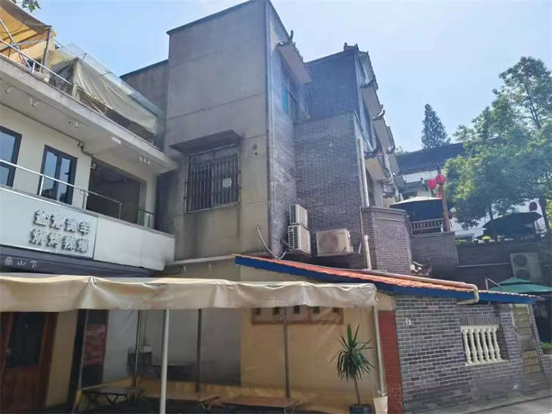 望月湖小區(qū)(望月湖三片)法拍房101、201等3套房產(chǎn)