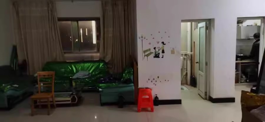 中南汽車世界Q小區(qū)法拍房Q07、Q08棟0607號