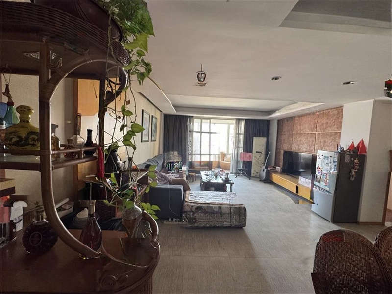 惠澤園法拍房A1，A2棟1102號房及A5棟架28