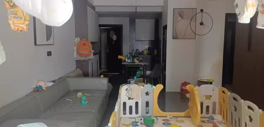 創(chuàng)元時(shí)代（成興景苑）法拍房2棟、3棟、4棟2-2303室