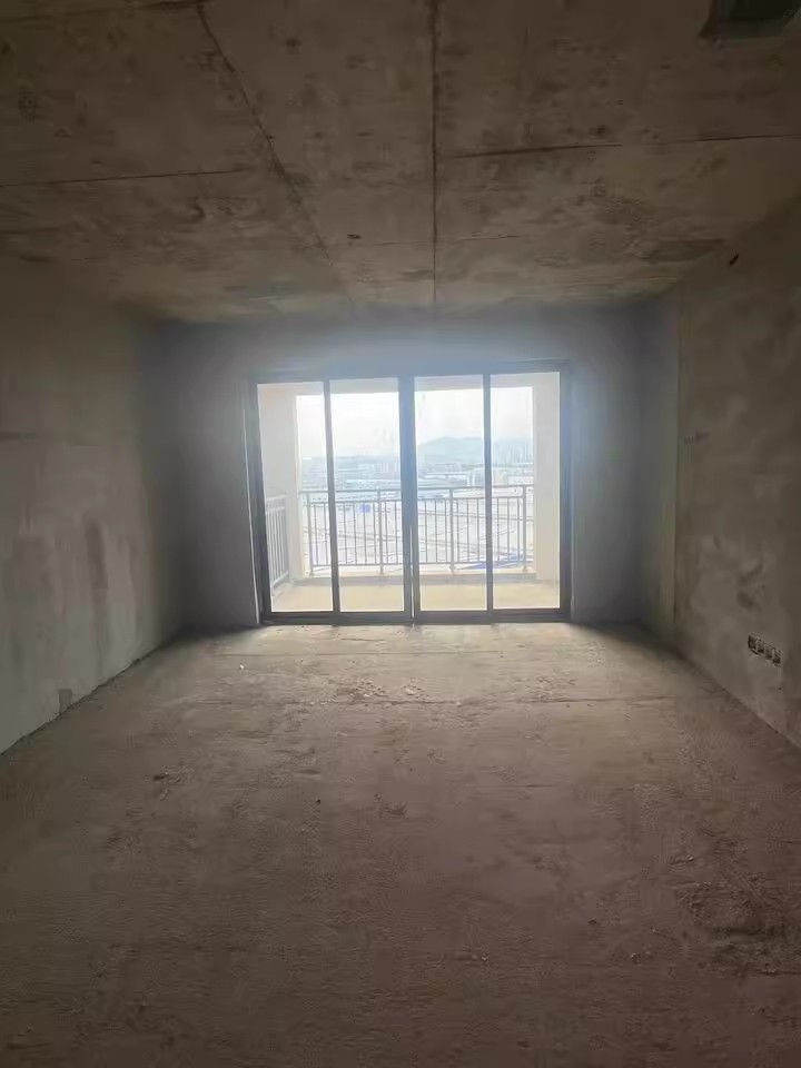 山水藍(lán)天法拍房28#棟1501號