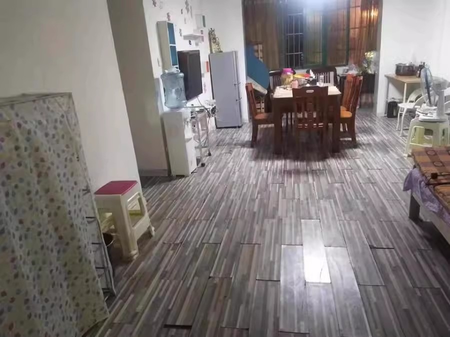 三湘小區(qū)法拍房1棟住宅105號(hào)