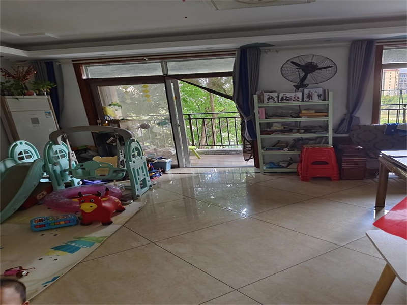 綠地香樹花城法拍房6棟204號(hào)