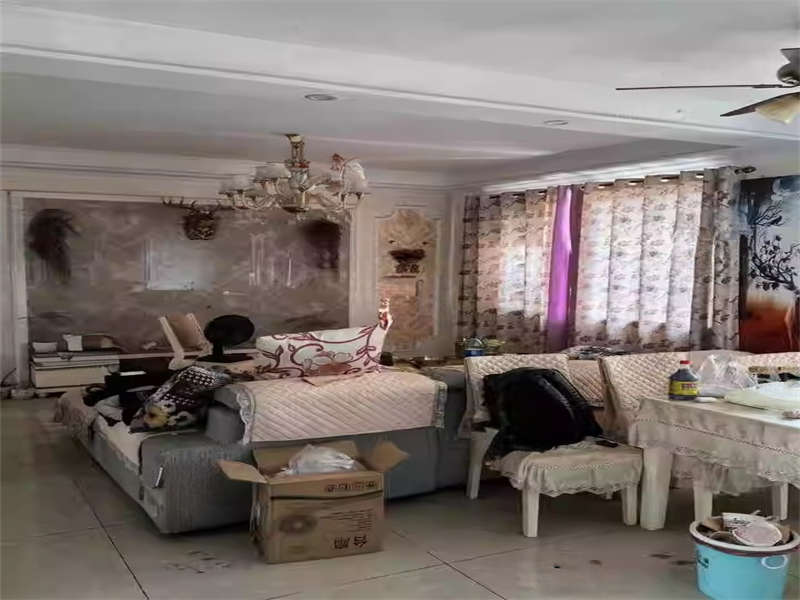 華潤(rùn)置地廣場(chǎng)法拍房一期11棟1502房