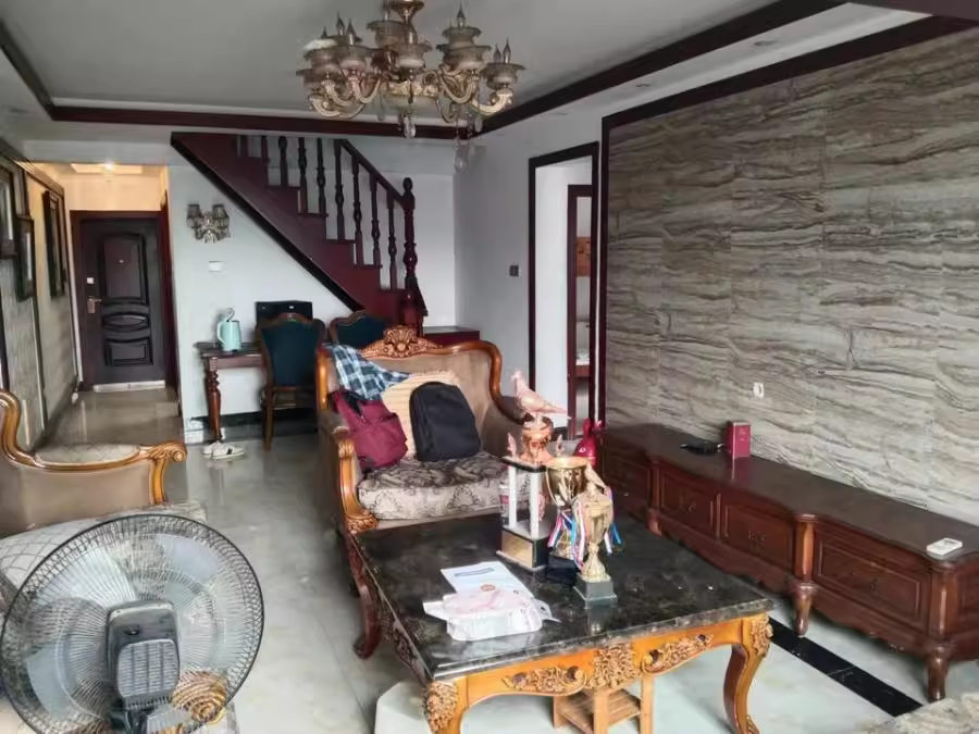 （露臺 頂復(fù)）五礦紫湖香醍（龍灣國際三期）法拍房2030棟1804房