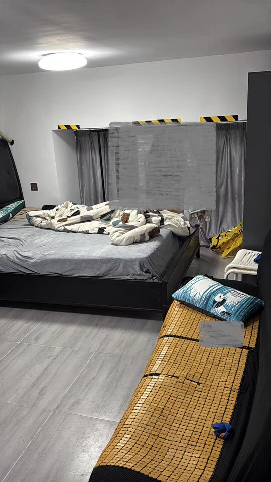 （年租金3.5萬復式公寓）龍湖新壹城（禧榮商業(yè)廣場）法拍房A2棟1720房