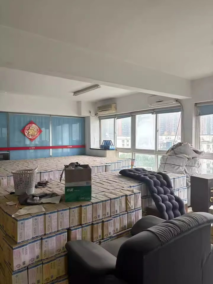 （月租5000）伍家?guī)X生活廣場法拍房2-3號棟8001、8002、8003、8004室