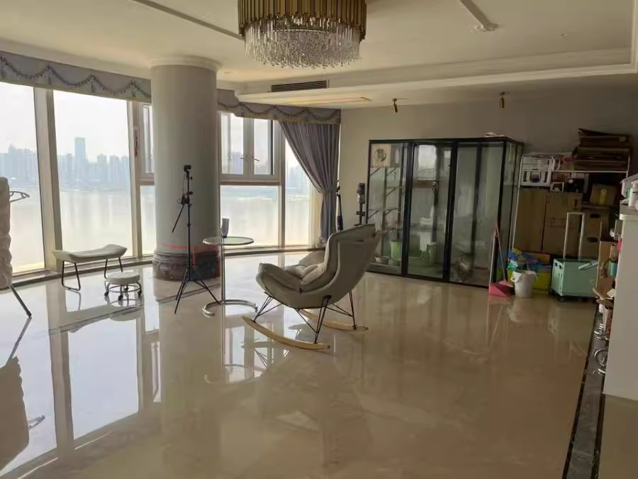 （一線江景）湘江世紀(jì)城湘江豪庭法拍房6棟3202號(hào)